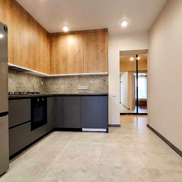 Оренда однокімнатної квартири на Щасливому. Вільна.