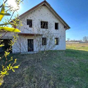 Терміновий продаж будинку (дача) 224м2, 12 соток є гараж