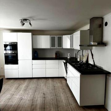 Оренда будинку неподалік Львова