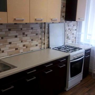 Сдаю срочно 1комн.кв Колодезная р-н Марк Плаза, 3этаж, 42м,без мебели,свежий евроремонт