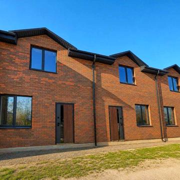 Продаж танухауса 90 кв.м на 3 кімнати, стан від забудовника, Вигідна ціна для ринку за 1 кв.м Розвинений район. Маємо інші варіанти підберемо для Вас