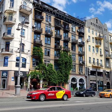 Велика Васильківська вул. (Червоноармійська), 16