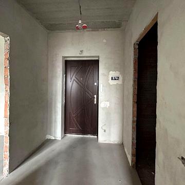 Простора 1к в зданому будинку, зроблена стяжка. Середній поверх 43187 ЖК Бандери Рауш