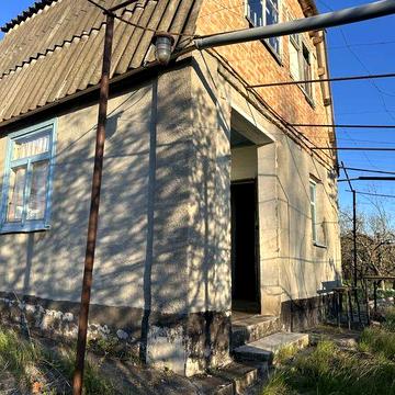 дача гідросила під житло з водою