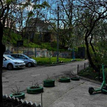 Трехкомнатная квартира в Приморском районе!