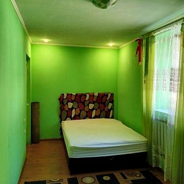 Продам 2 кімнатну квартиру по вулиці Дорошенка