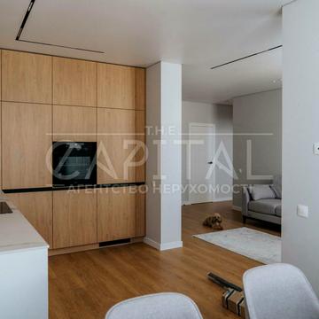 Каховська вул., 62