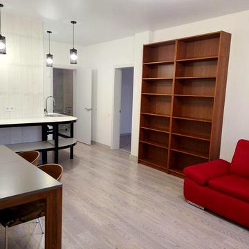 Сдам квартиру на земле.