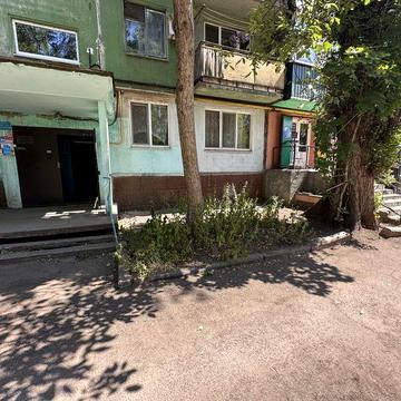 Продам 2х комн квартиру на «Восходе»