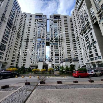 Продається 2к.кв. Без комісії. В пішій доступності ст.м. Печерська ЖК Панорама на Печерську