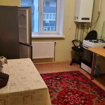 В оренду 1- кімнатна квартира на проспекті Лушпи