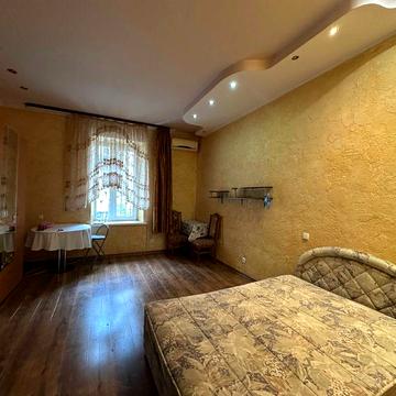 Сдам 2х комн. квартиру пер Вознесенский/Старосенная пл.