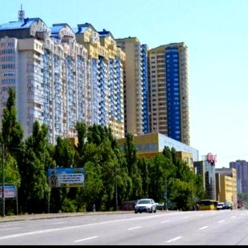 Оренда дворівневої квартири - бункера в Мегасіті