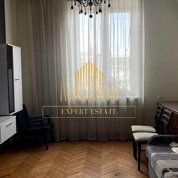 ЭКС! Впервые в продаже 2-к. квартира, Центр, пл. Конституции, 2/2