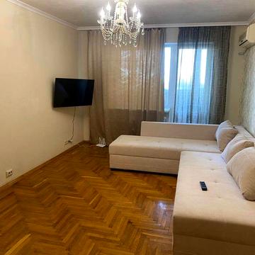 Аренда 3х.комнт.квартиры с ремонтом  на Тополь-1, д.60.