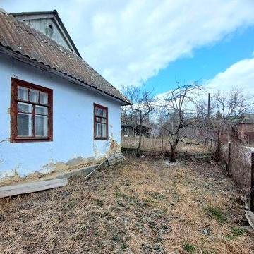 Продам будинок в центрі міста