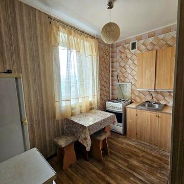 Сдам 1 ком. квартиру с капремонтом у выхода метро Холодная Гора.