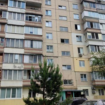 Святошинська вул., 31