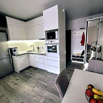 Продаж 2к Квартира Зелена вулиця