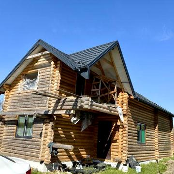 Продам сучасний дерев’яний будинок (зруб) — без земельної ділянки