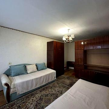 Оренда 3 кімнатної квартири , пр. Відродження, 10