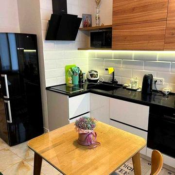 Сдается длительно 1 комнатная квартира 32 Жемчужина