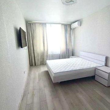 В продажу 1 квартира з ремонтом  -  Таїрова ЖК Одеські Традиції