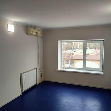 Б. Хмельницького, 14