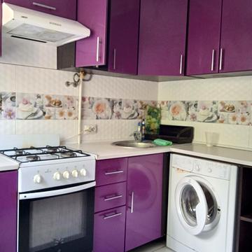 Молодіжна вул., 9/1