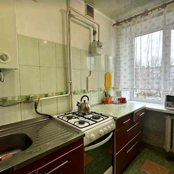 1 кім в ЦЕГЛІ середній поверх ЖИТЛОВИЙ стан район НАГОРКА безнал (718898)