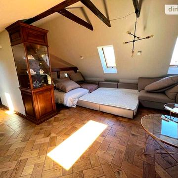 Довгострокова оренда 4к Квартира Ринок площа