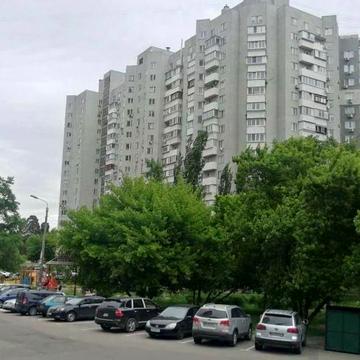 Продам большую двухуровневую