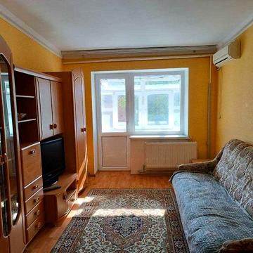 Квартира 2-х кімнатна провулок Саєнка