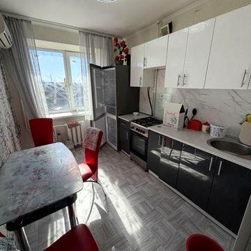 Здається 2к квартира (вул. Академічна)