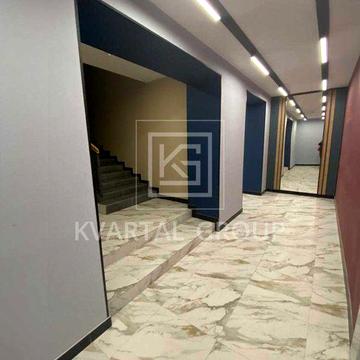 Без комісії! ЖК Молодість, виїзд на Київ! Квартира під ремонт!