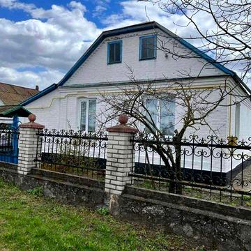 Продаж будинку із землею в с. Голубівка, Ружинський р-н.