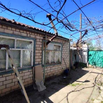 Продается дом в центре Корабельного района!!! Участок 10 соток!!! Работаем с сертификатами!