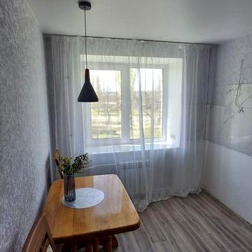 Продаю! 2к/к  ост. Плавбассейн.