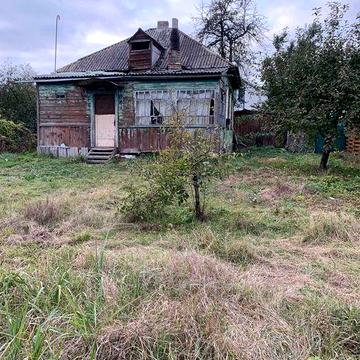 Продається окремий будинок в районі Лісковиця(потребує ремонту)