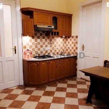 Саксаганського вул., 7, Галицький, Львов, Львовская 110000.0 USD