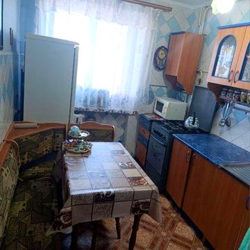 Продається чотирикімнатна квартира