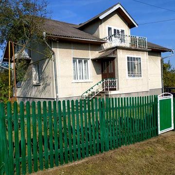 Продам  приватний будинок
