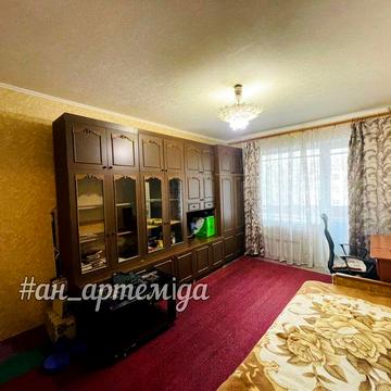 Продам 1 комнатную Сокол 2 бульвар Славы