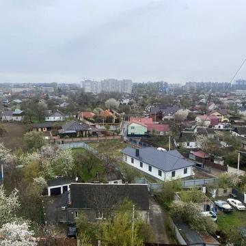 Продам 2-кім квартиру на пров.Червоний