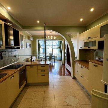 Продам 2-х комнатную квартиру с ремонтом в Аркадия ЖК Титаник