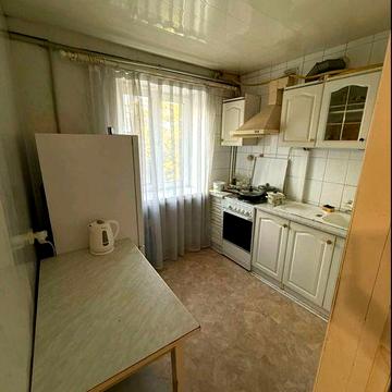 2 ком кв Пр  Богдана Хмельницкого район Титова пр Поля Строителей 33500$