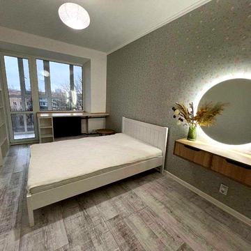 Продаж 3 кім кв з ремонтом в Центрі Соборний парк
