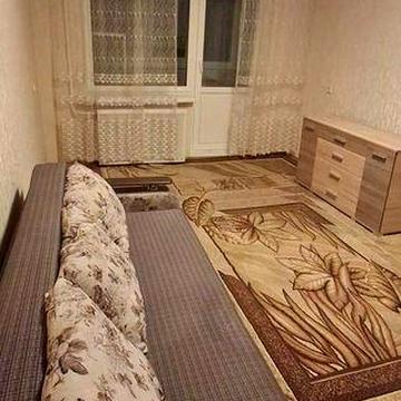 Затишна 2-кімнатна квартира по бульвару Миколи Руденка (Кольцова), 15