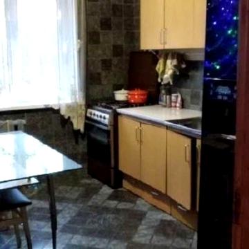 3 квартира вул.Махова О.Південна Борщагівка Святошинськ рн швидк.трамв
