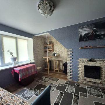 Продам двовірневу 5-кім квартиру